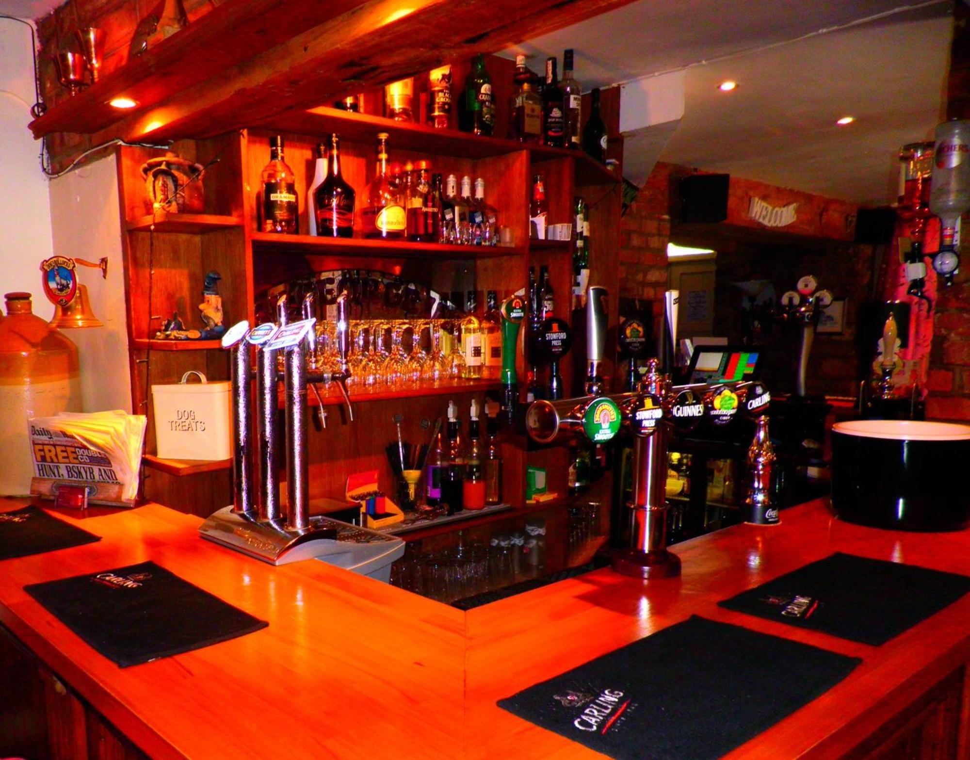 The George Inn & Millingbrook Lodge Ltd Lydney Esterno foto