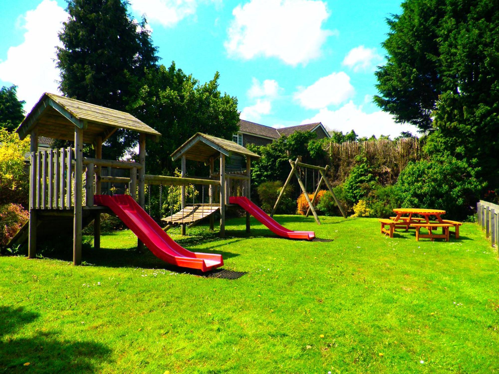 The George Inn & Millingbrook Lodge Ltd Lydney Esterno foto